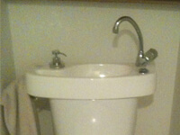 Kit lave-mains WiCi Concept sur WC déjà installé - Monsieur P (31)